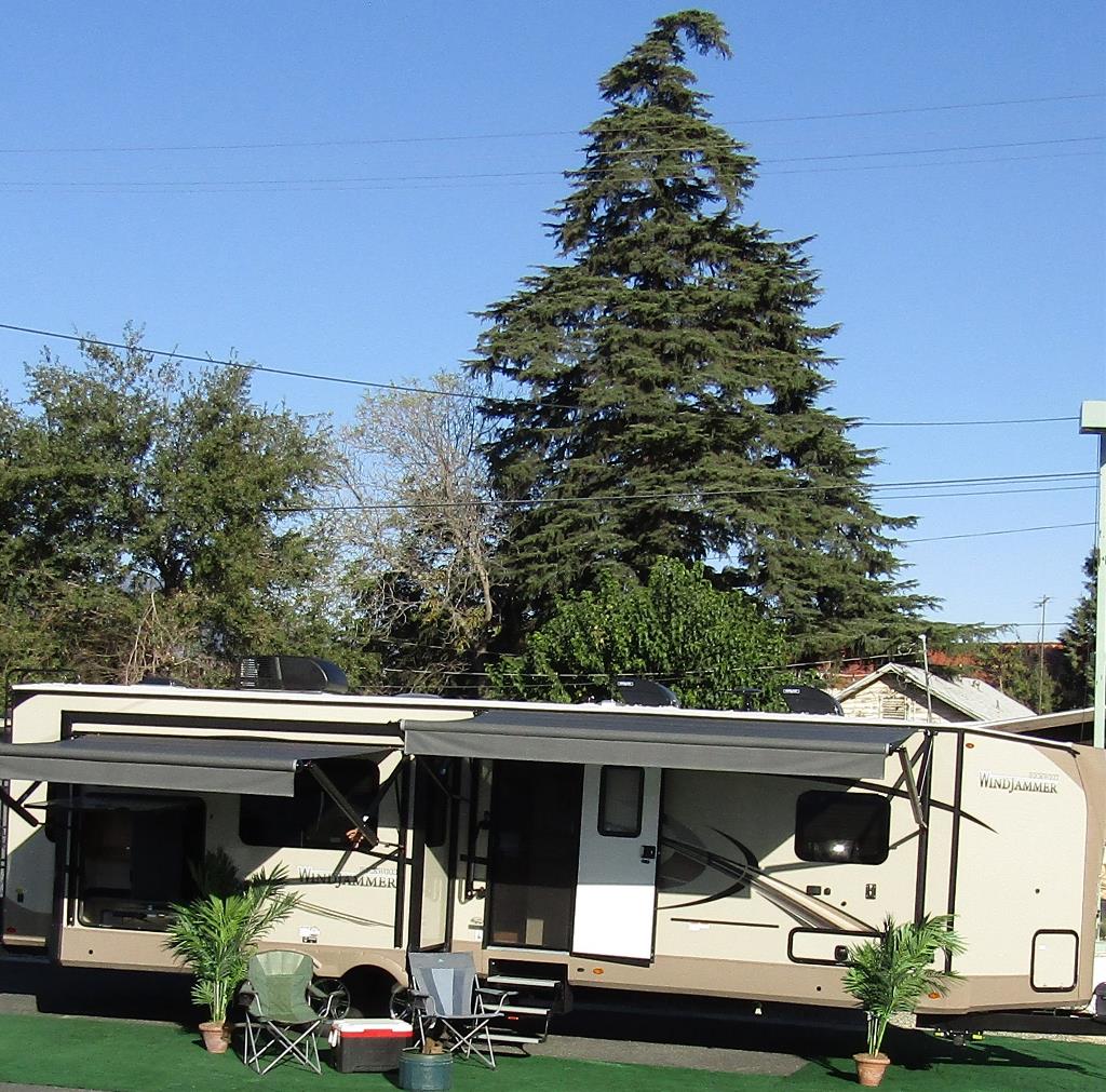 2018 rockwood 3029v 32755 00