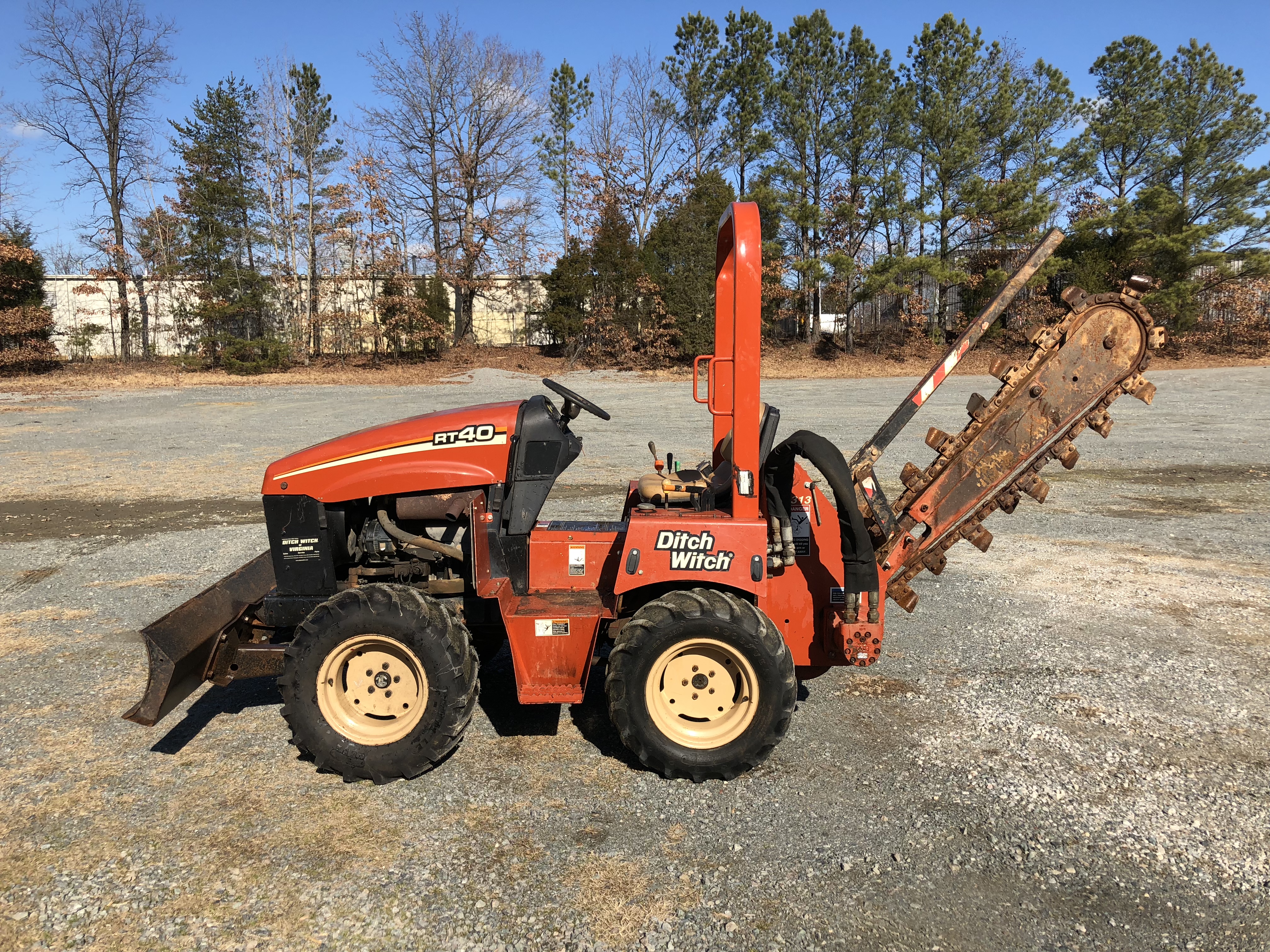 2004 Ditch Witch RT40 Trencher