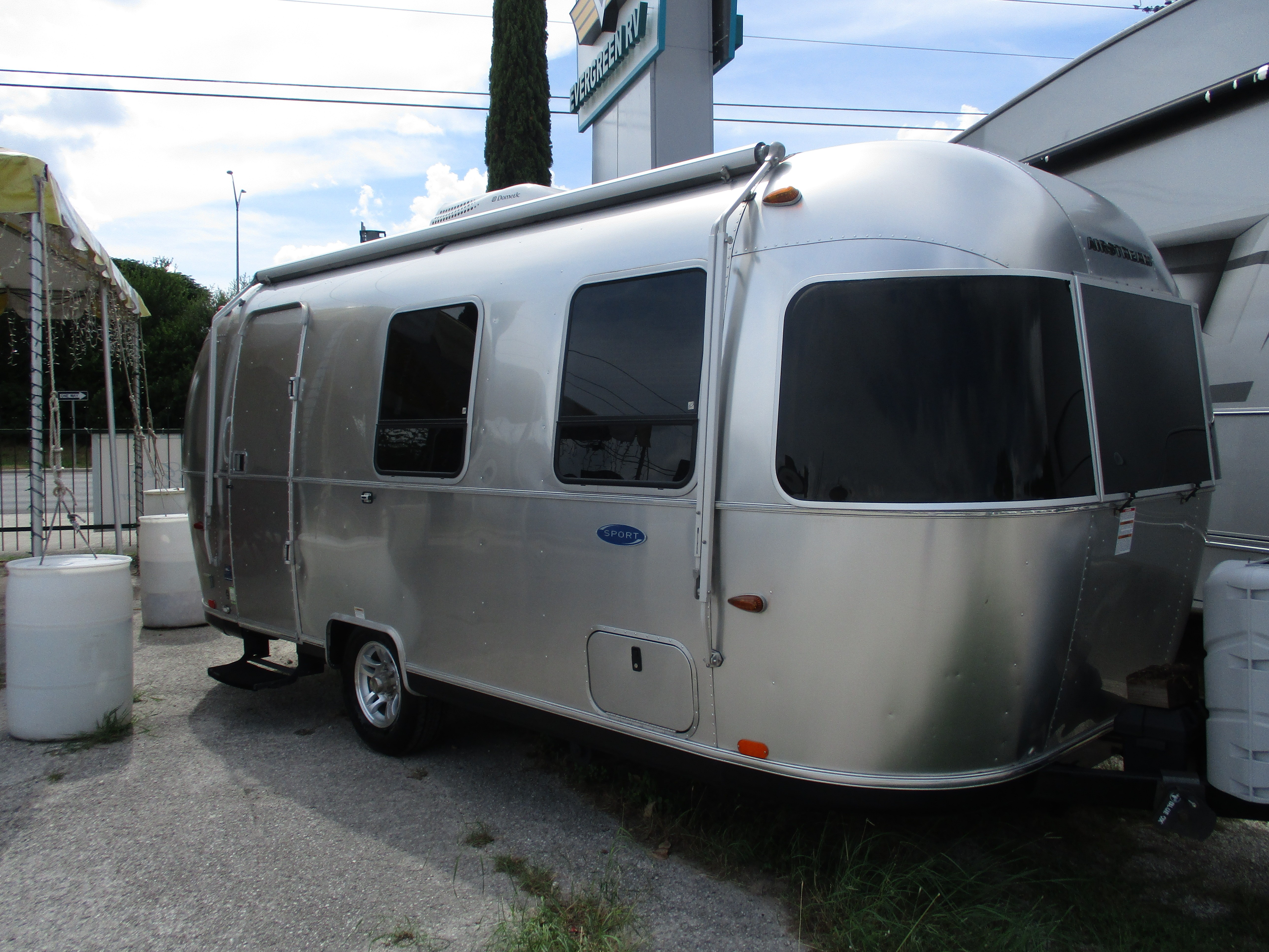 2015 Airstream Bambi Sport 22fb