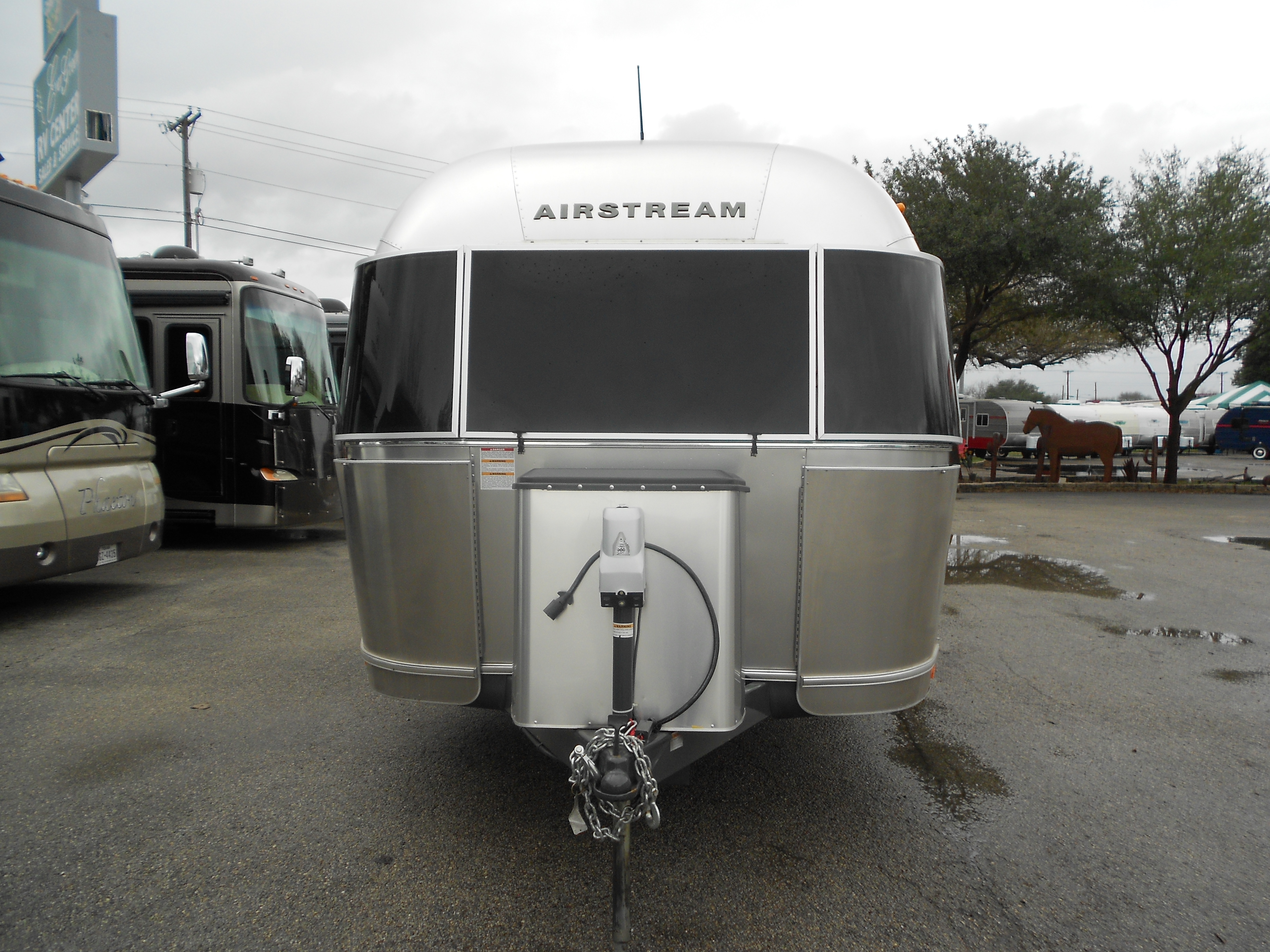 Just Arrived Friday 2 23 2018 2016 Airstream Flying Cloud 23D Travel Trailer SALE PRICE 6299900 Stock84810 Just Arrived Friday 2 23 2018 2016 Airstream Flying Cloud 23D Travel Trailer SALE PRICE 6299900 Stock84810