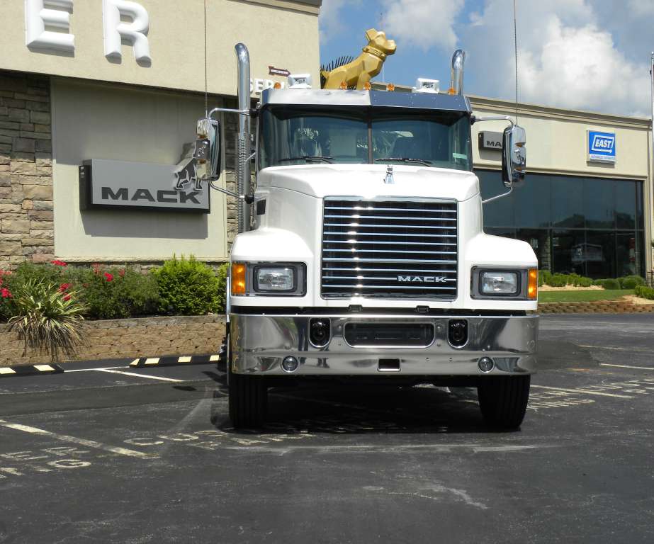 2018 Mack CHU613
