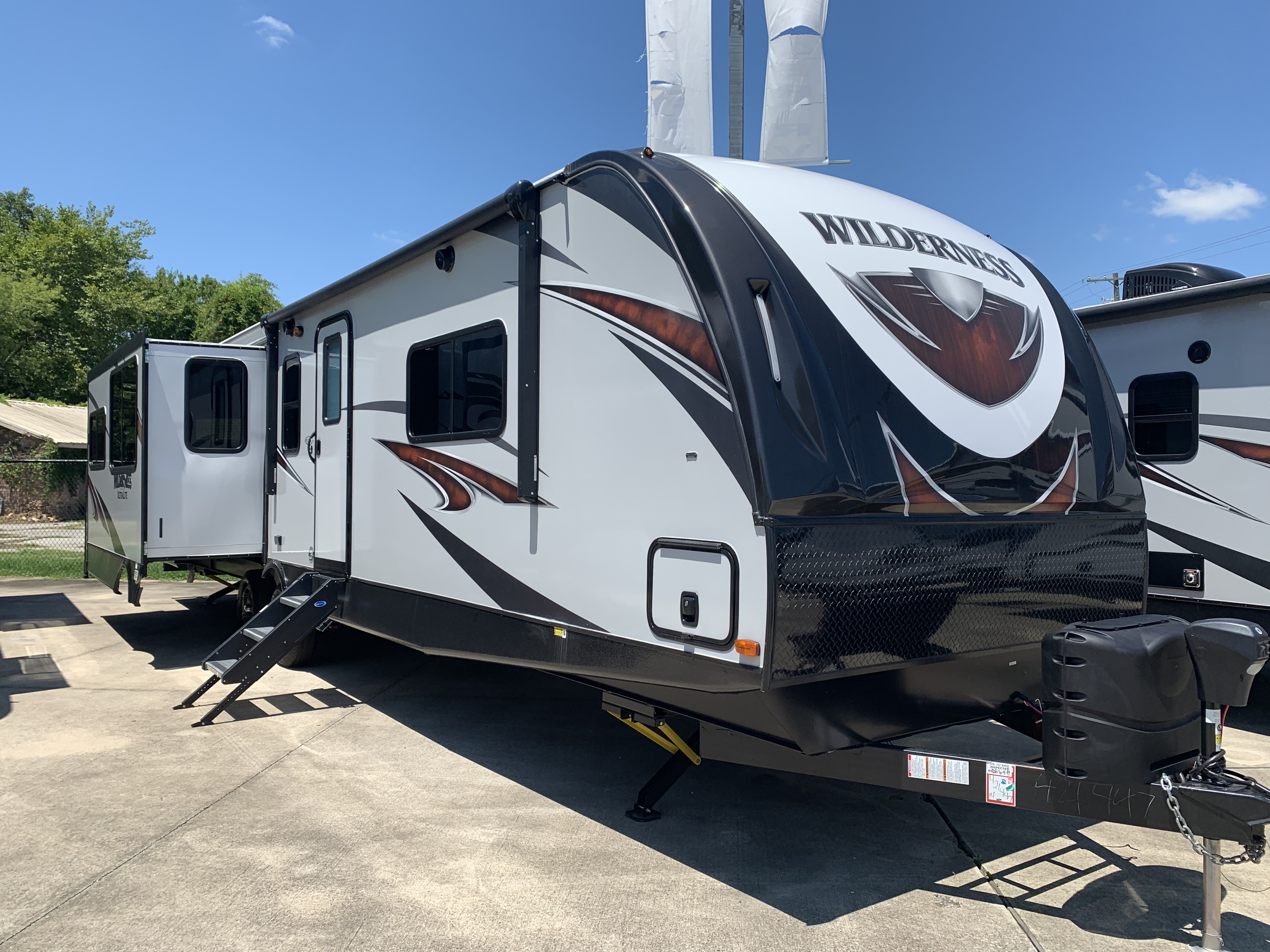 RV Dealer in Orange, TX RVs, Fifth Wheels, Travel Trailers