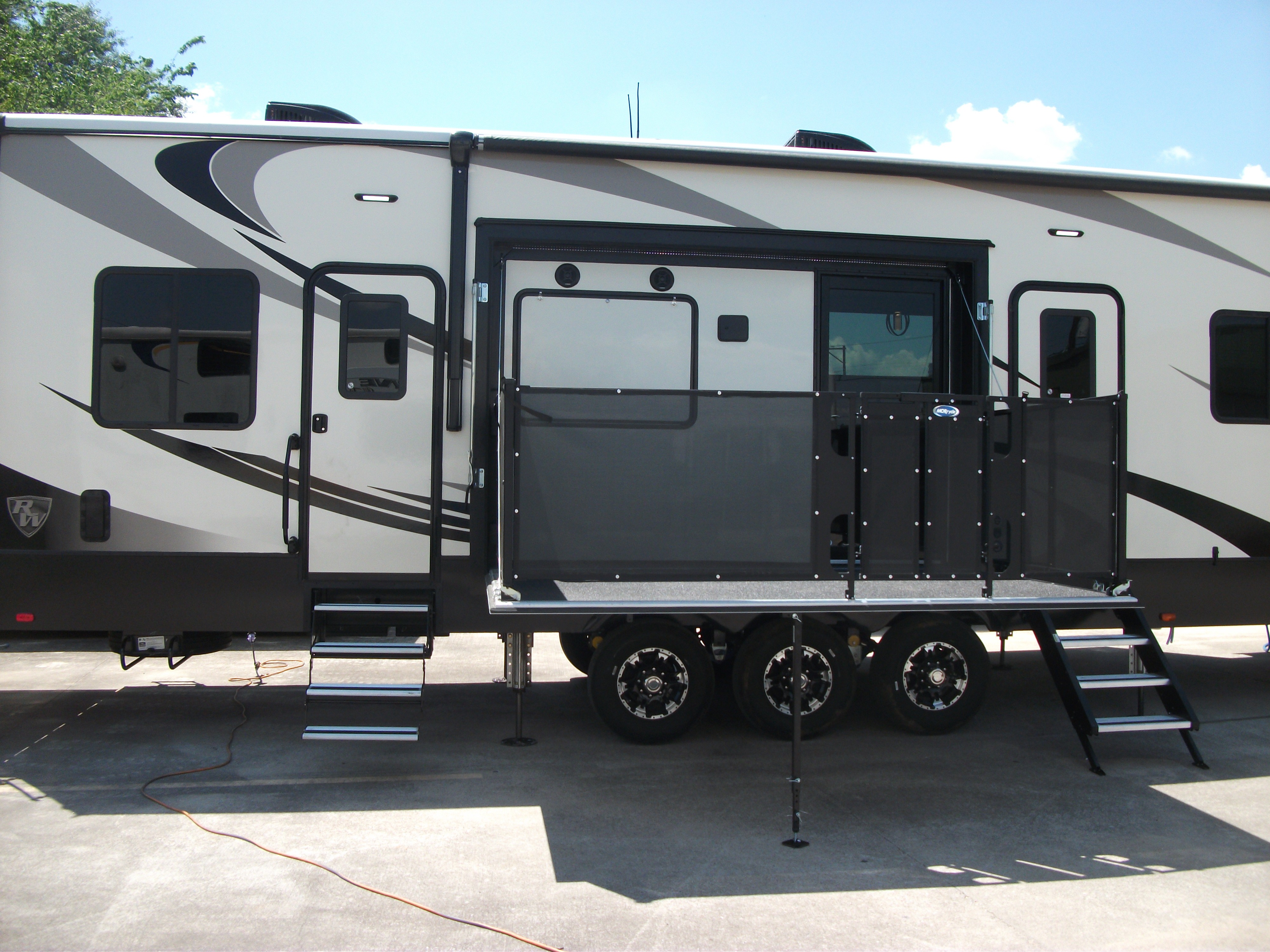 RV Dealer in Orange, TX RVs, Fifth Wheels, Travel Trailers