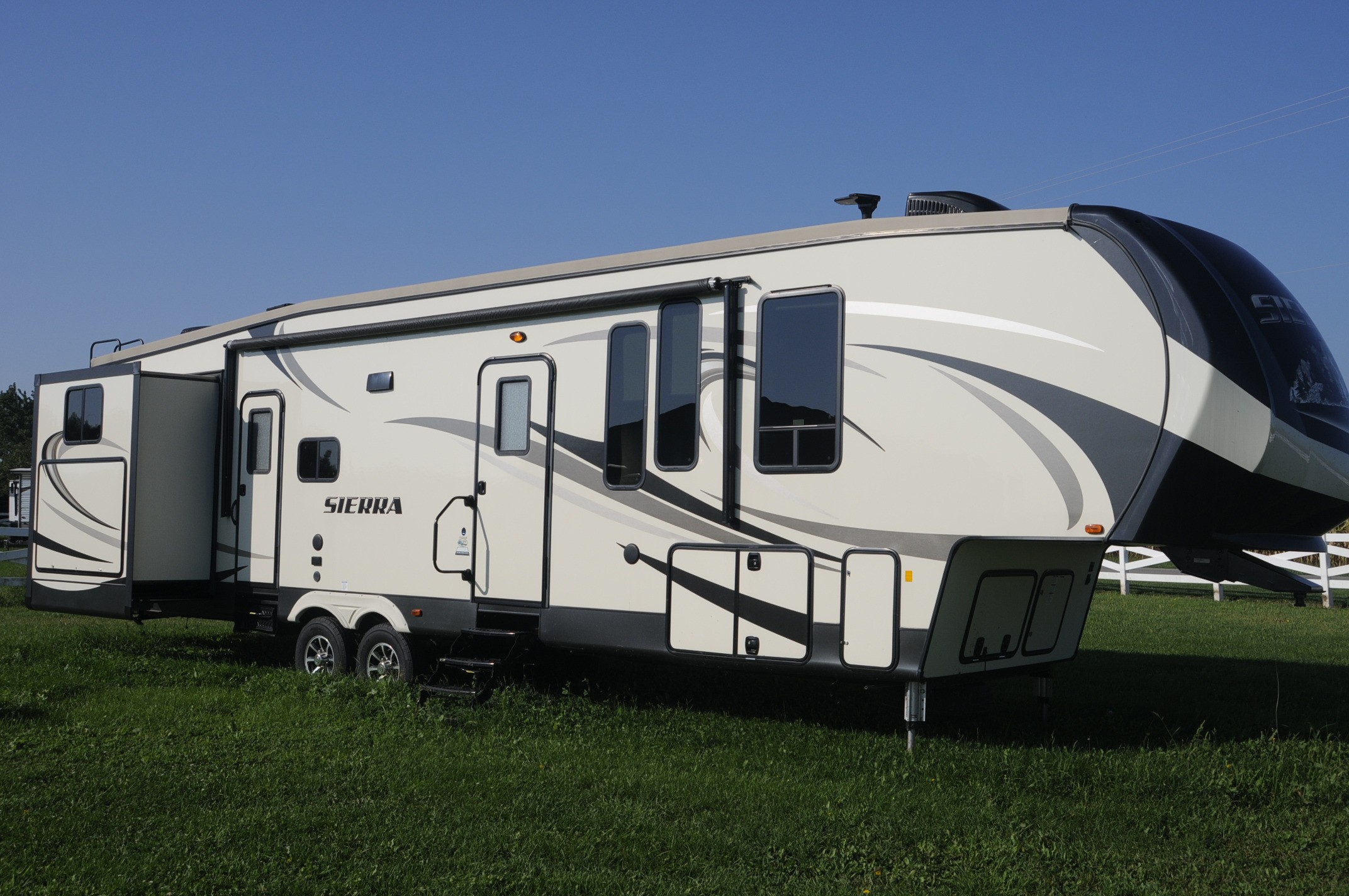 Forest River RV Dealer in Ohio Sierra, Salem Villa & Cruiselite