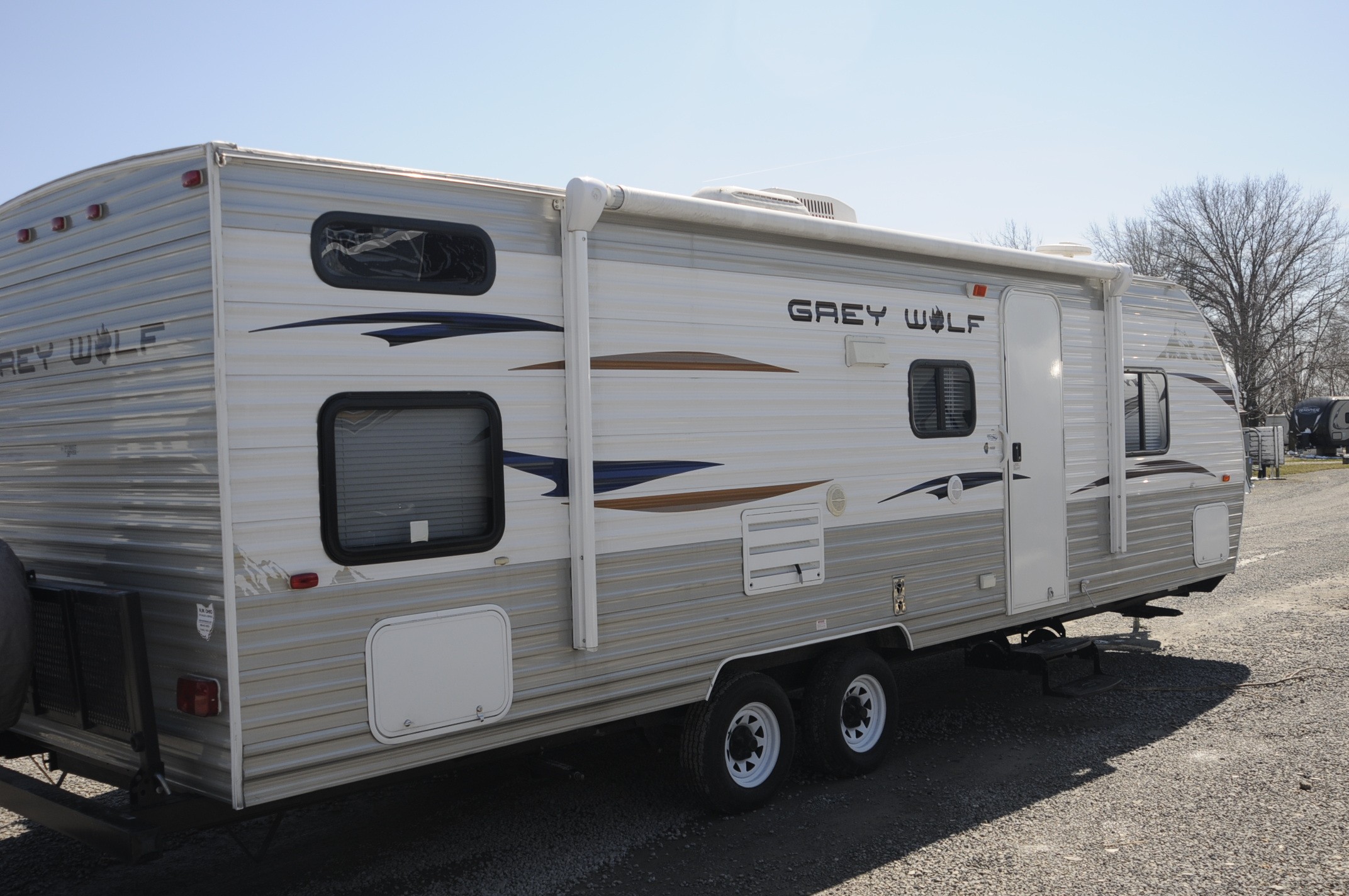 Huggy Bear RV Dealers Ohio Travel Trailers & Destination Trailers for