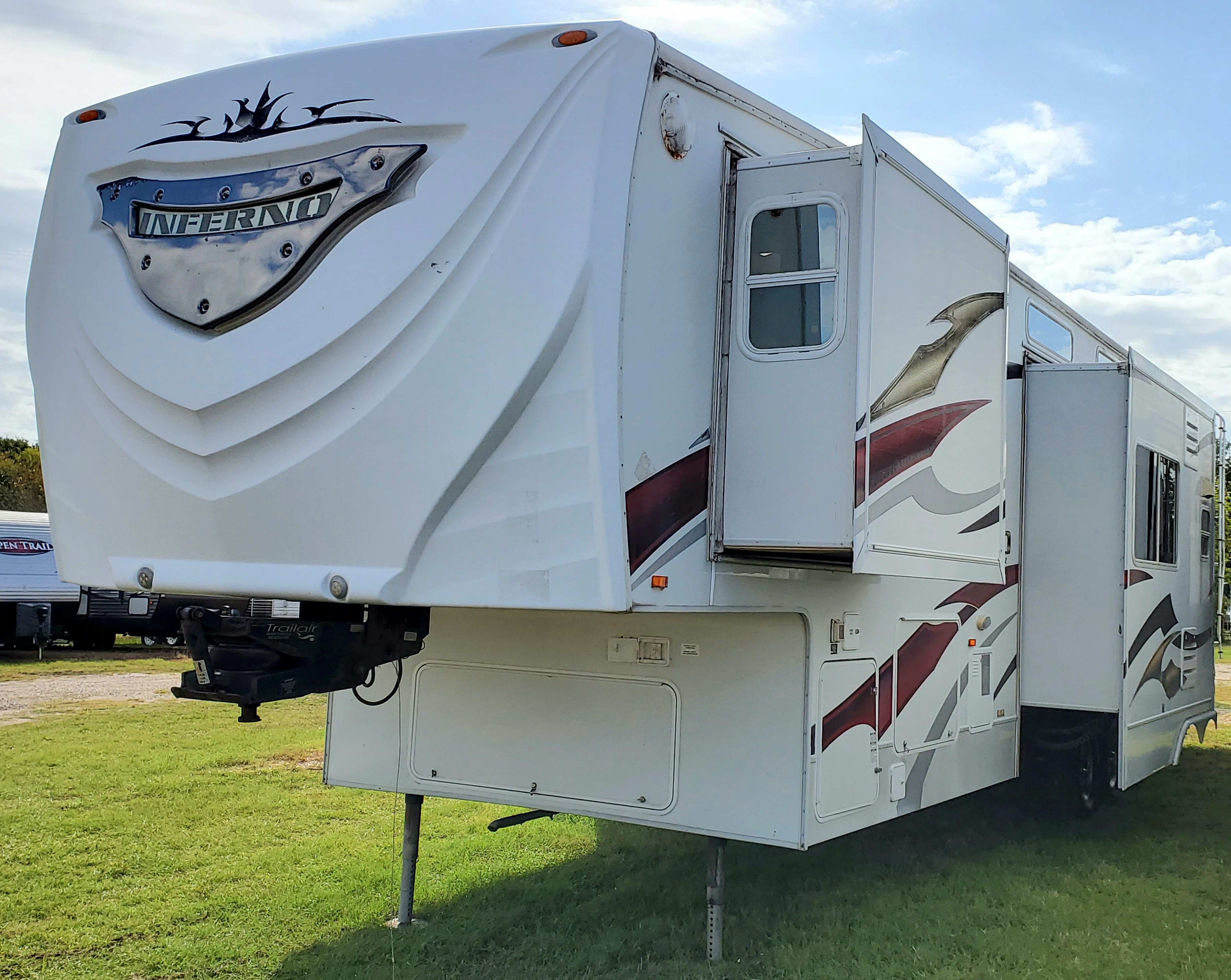 Used 2009 KZ RV Inferno 4012SL in Quinlan, TX