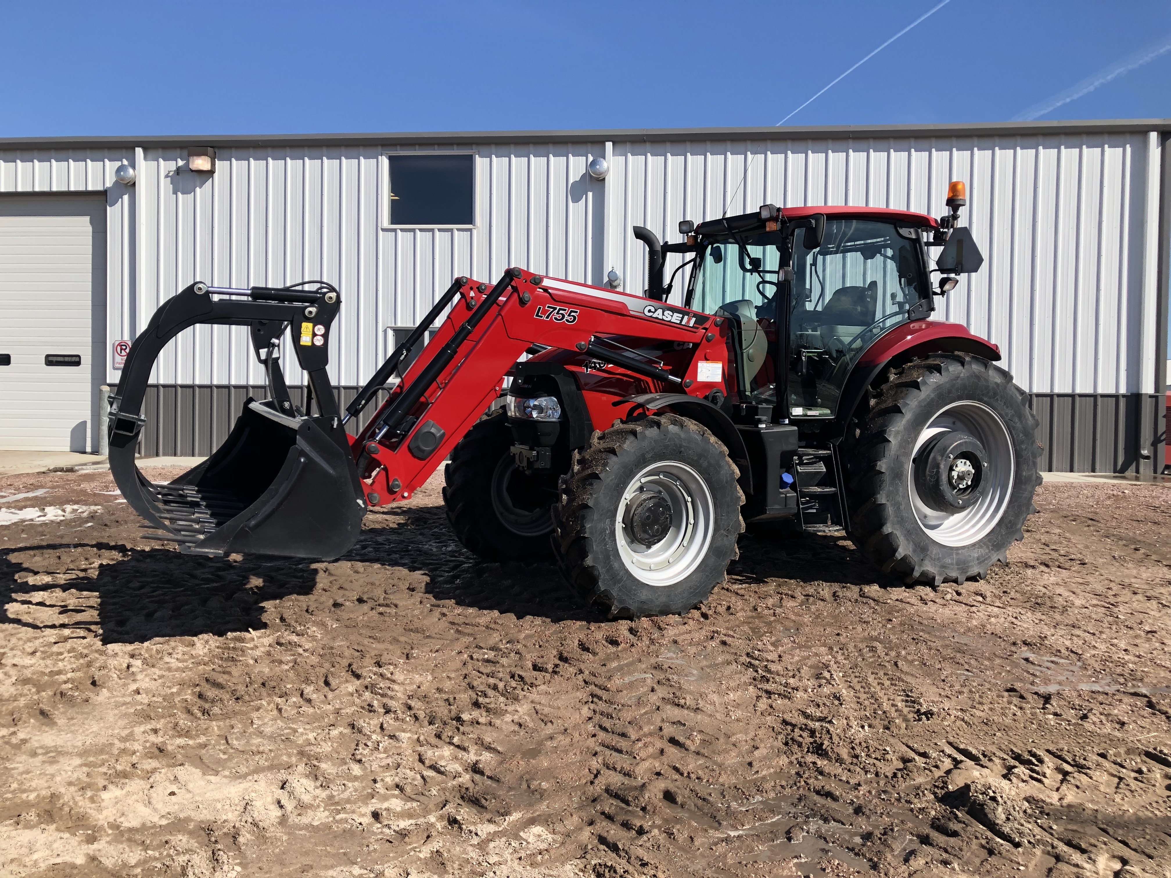 2014 Case IH Maxxum® 140