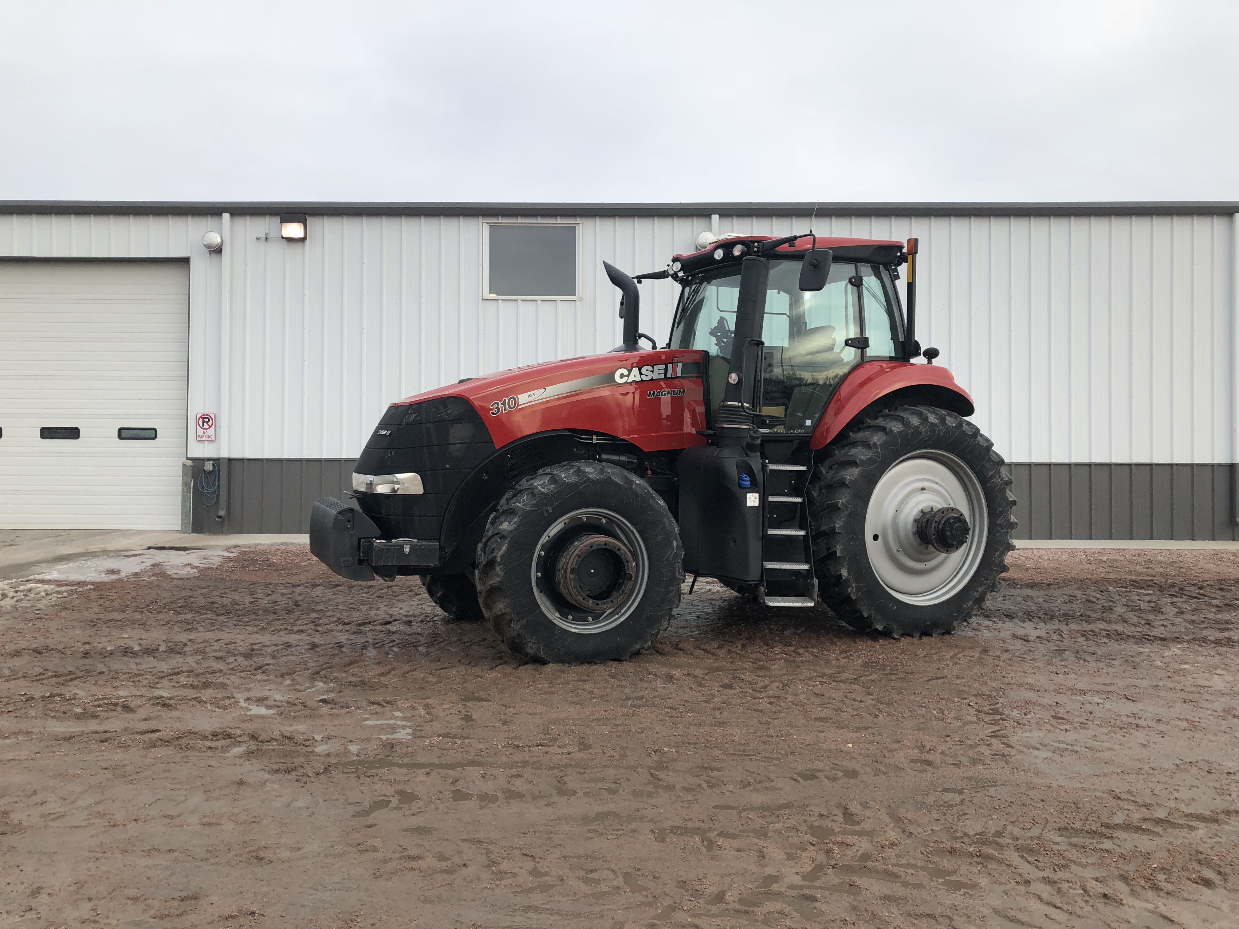 2015 Case IH Magnum™ 310