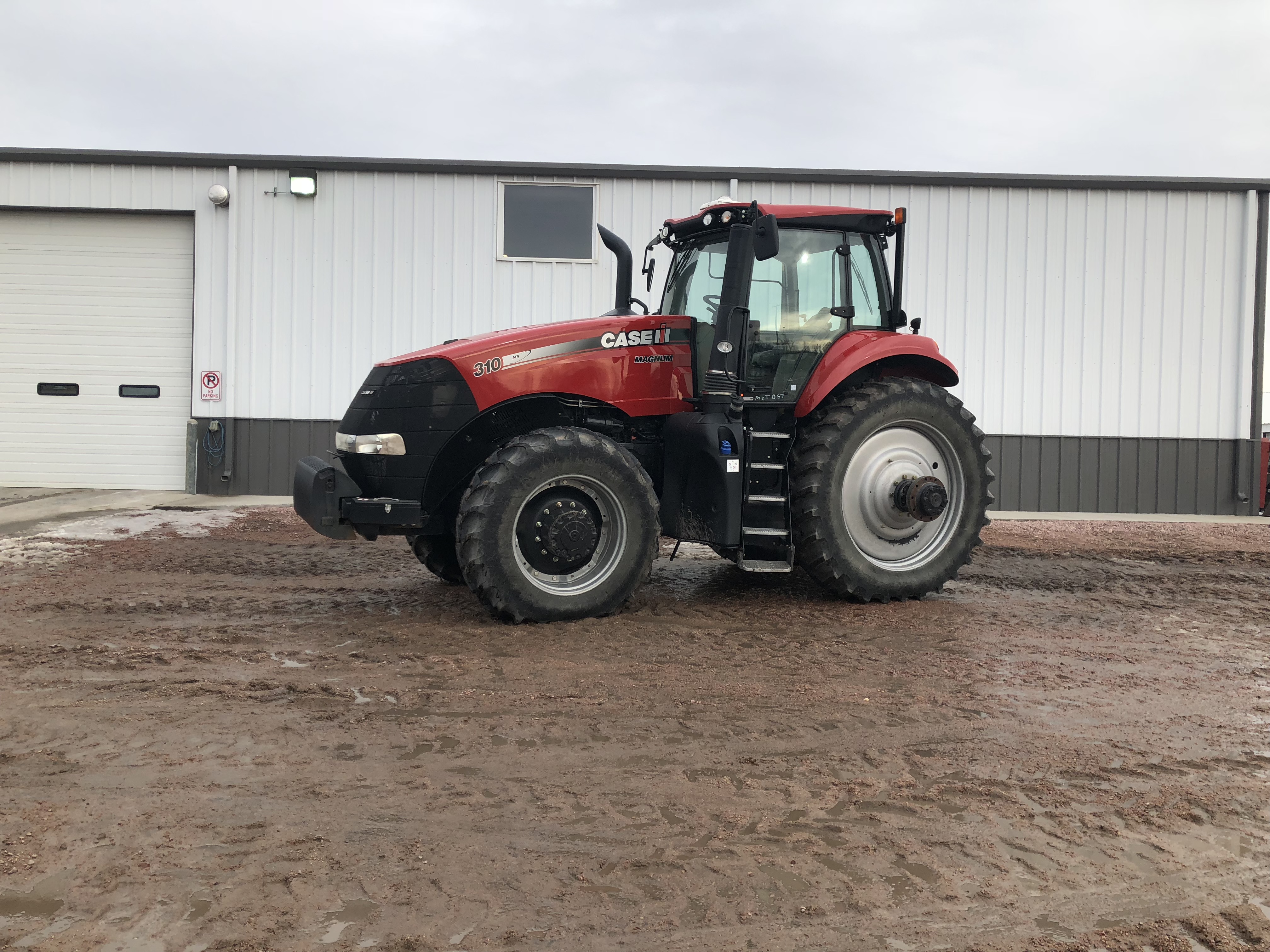 2015 Case IH Magnum™ 310
