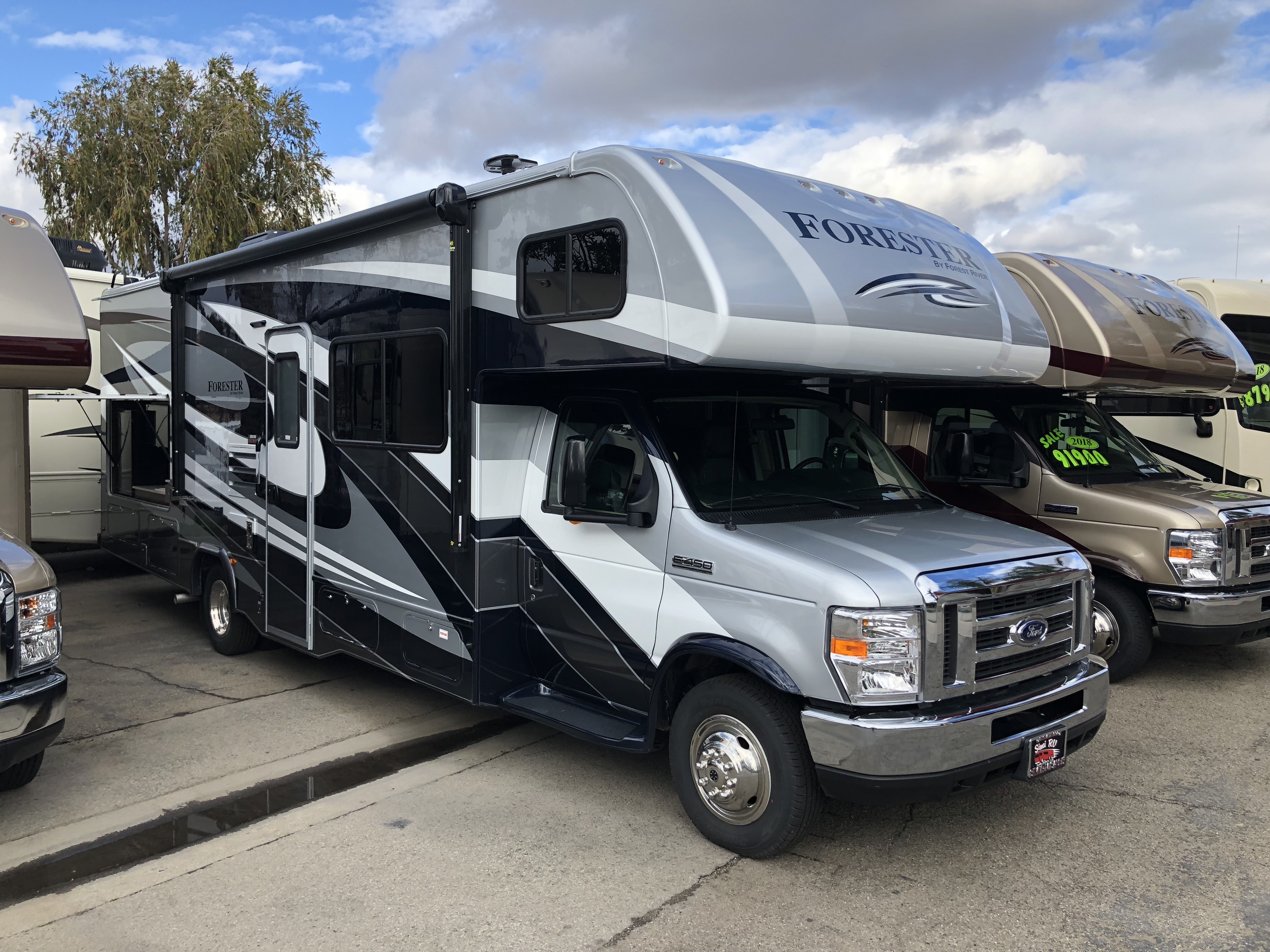 2018 Forester RV 2861DSF