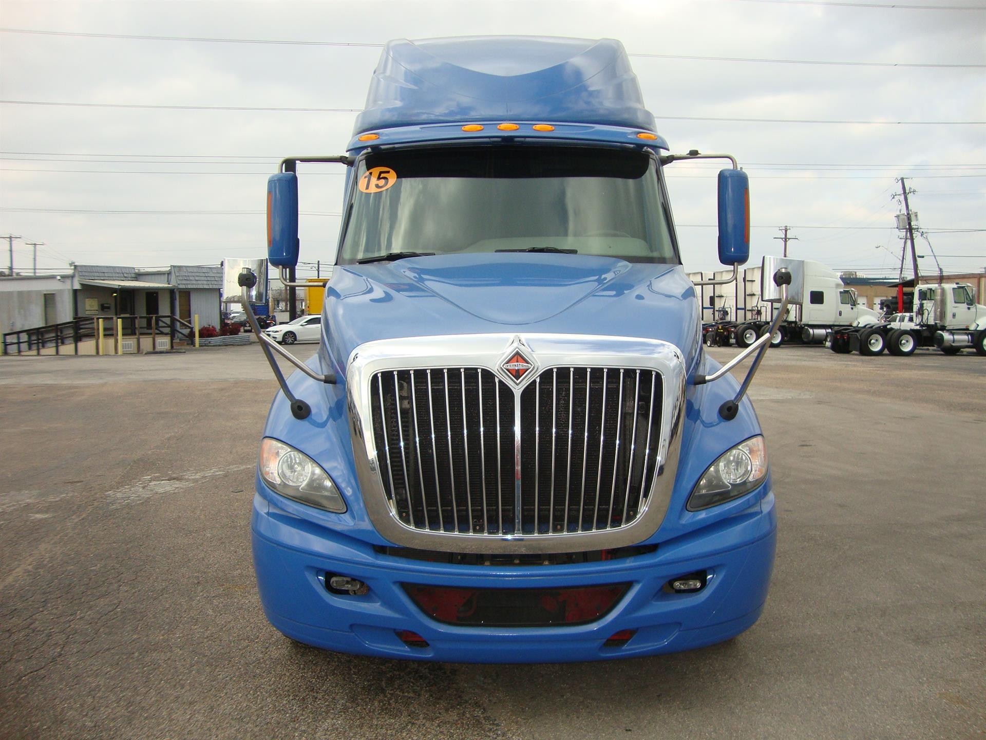 Commercial Truck Dealer in Texas Sales & Idealease Leasing