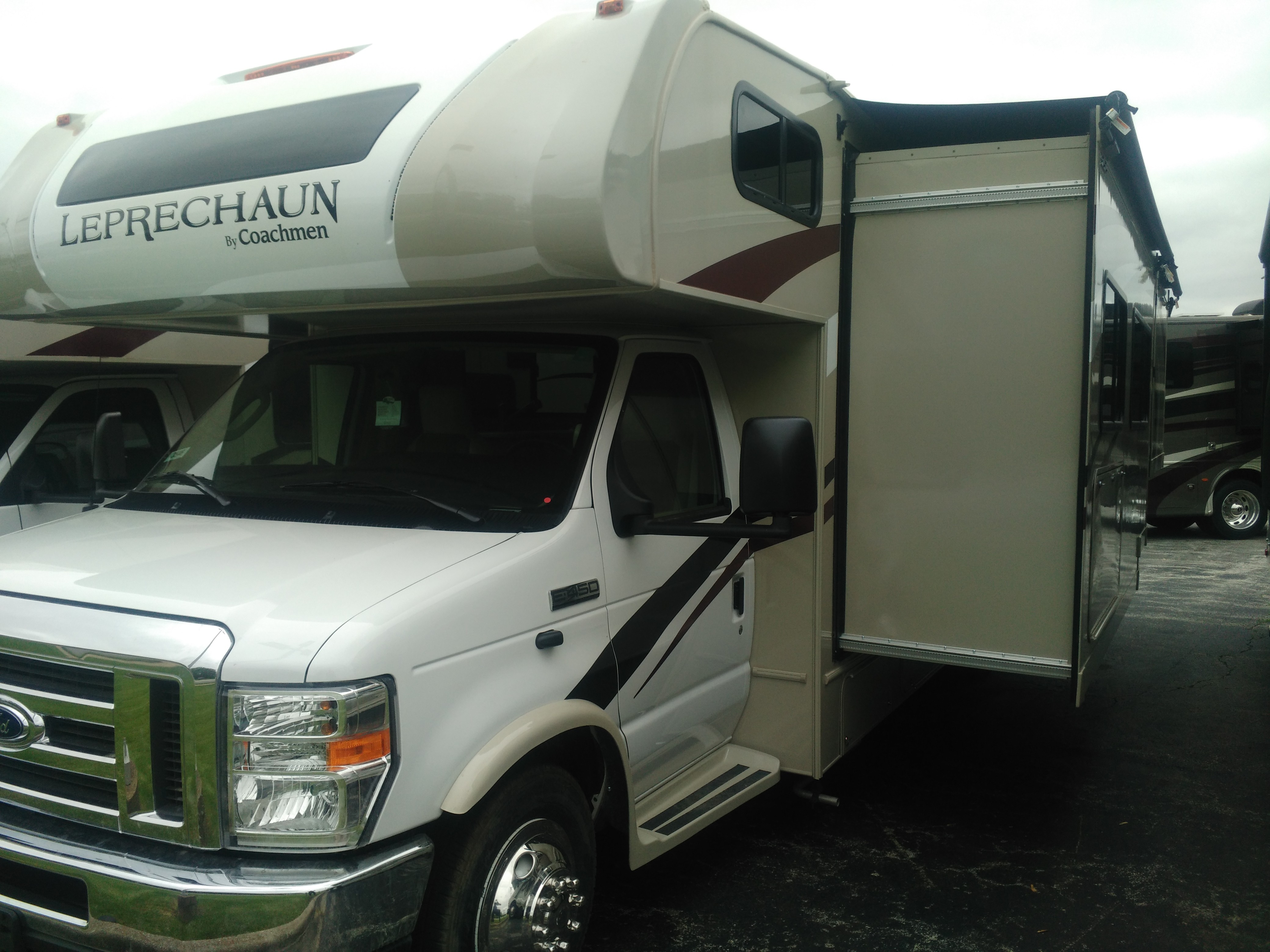 Terry's RV South Chicago's Largest RV Dealer RV & Campers for Sale