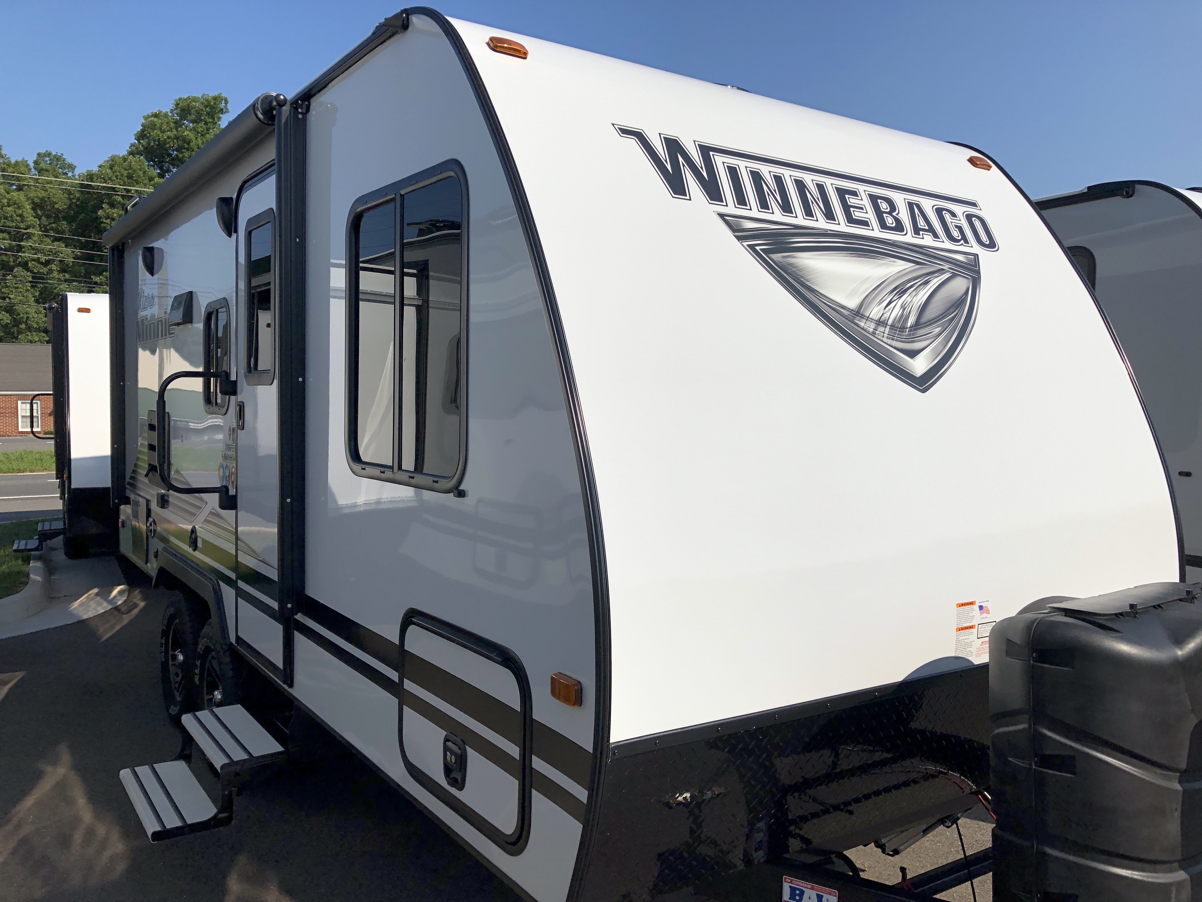 New 2020 Winnebago Micro Minnie 2106FBS in Lynchburg, VA