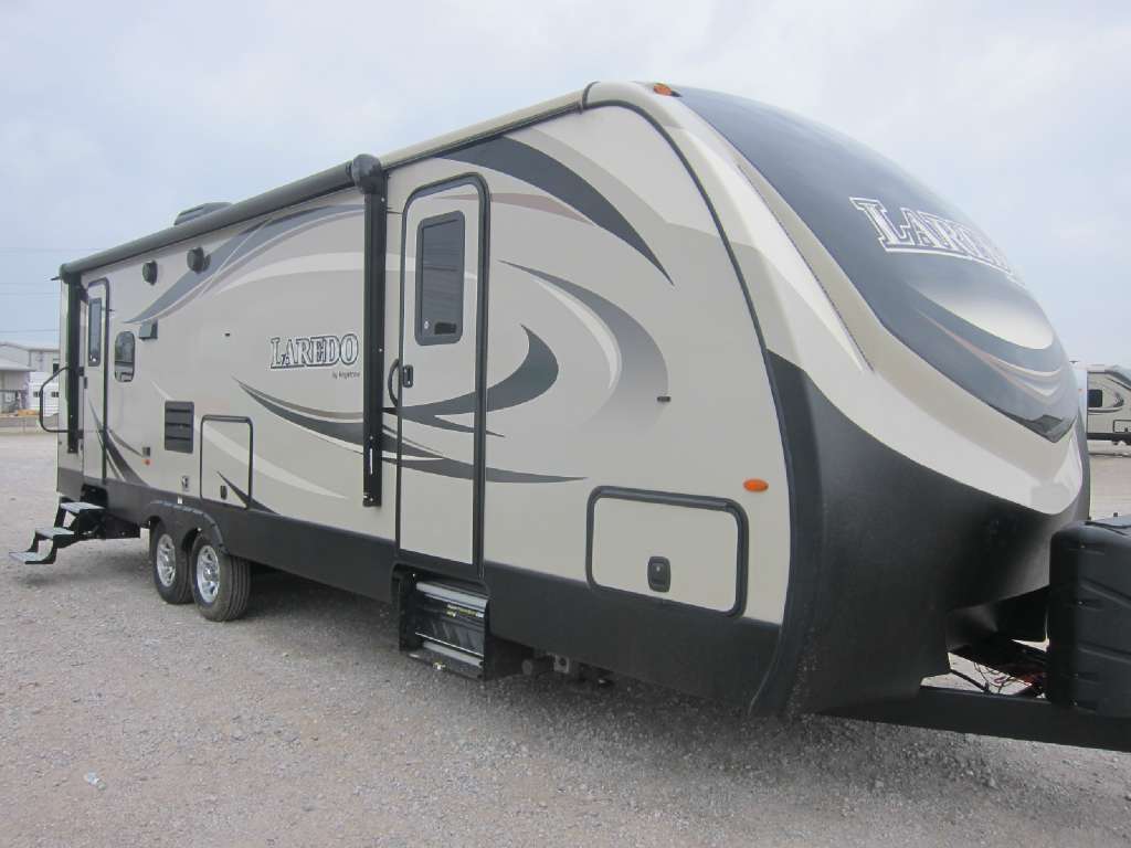 2017 Laredo 288RL