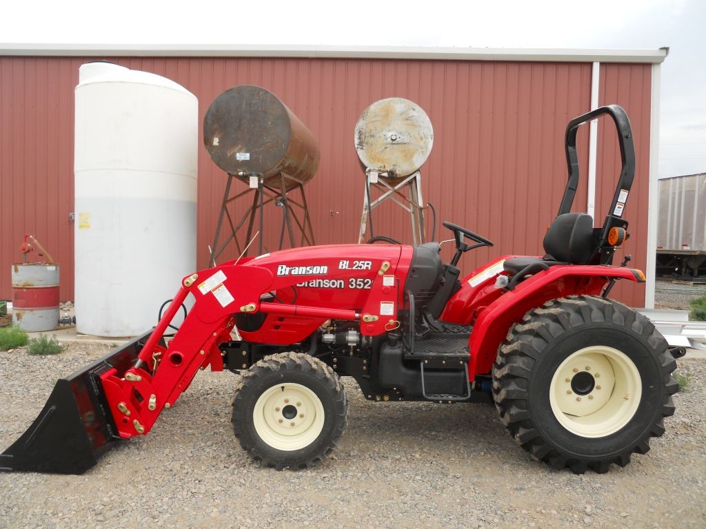 2016 Branson Tractors 3520R