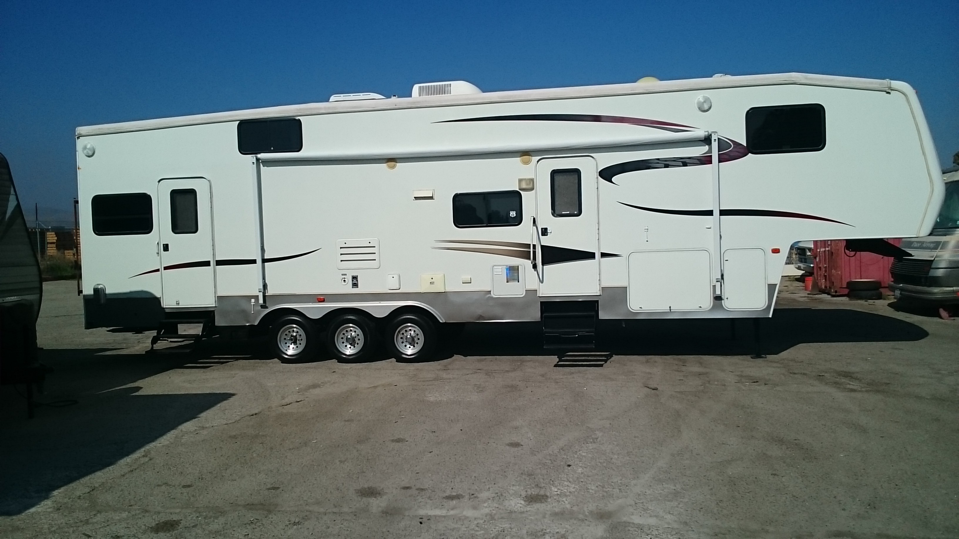 2005 Keystone Raptor 3612 SS