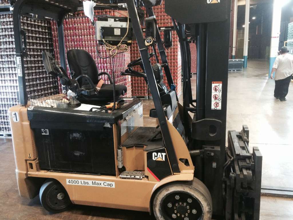 Used 2011 CAT Lift Trucks E6500 48V in Fresno, CA