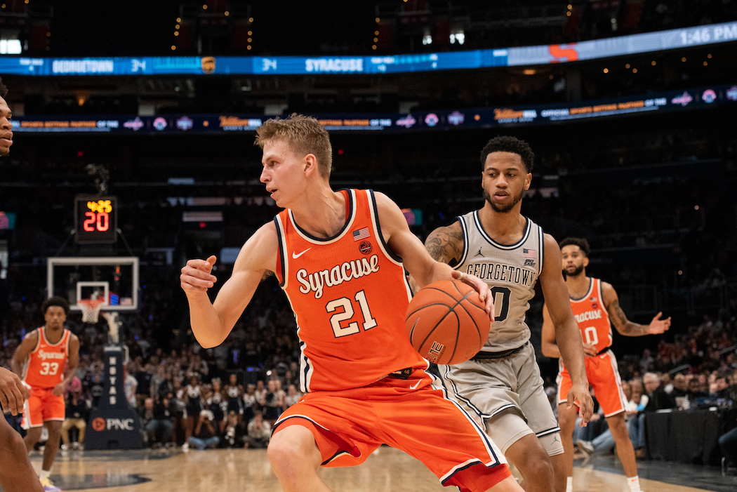 Beat writers unanimously choose Syracuse over Georgetown - Vimarsana News