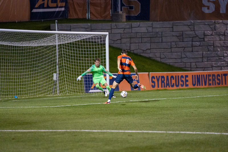 Manel Busquets leads Syracuse to 2-0 win over No. 6 Clemson - Vimarsana News