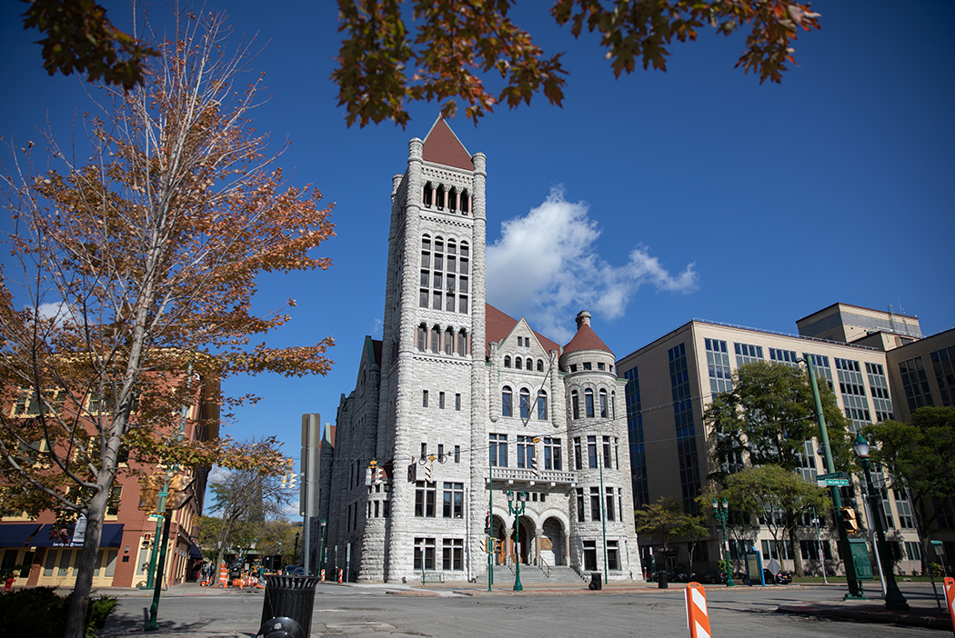 Syracuse residents will use $25,000 grant to decorate space in front of City Hall - Vimarsana News