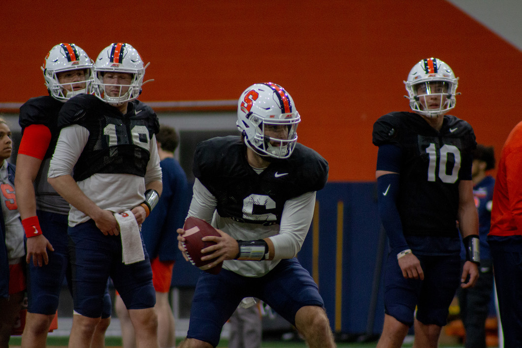 'Pass-centric' offense tests secondary, defensive line through training camp - Vimarsana News
