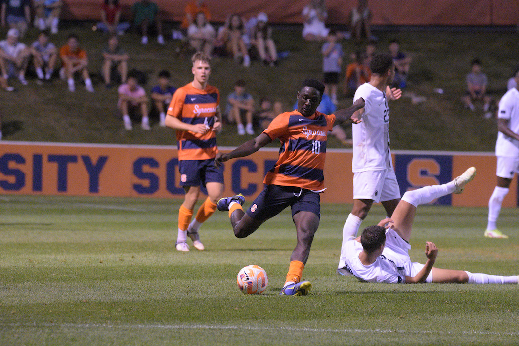 Nathan Opoku, Lavonte Johnson propel SU's attack early in season - Vimarsana News