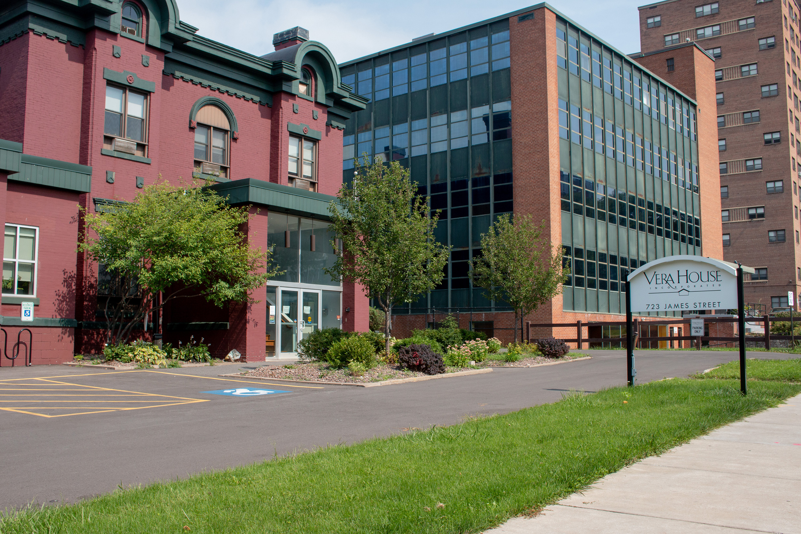 SU issues requests to maintain relationship with Vera House - Vimarsana News