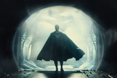 ¿Porqué Superman usa el traje negro en Justice League? Zack Snyder lo explica