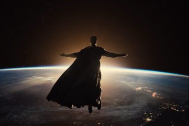 Zack Snyder explica el uso de símbolos cristianos en sus películas de DC Comics