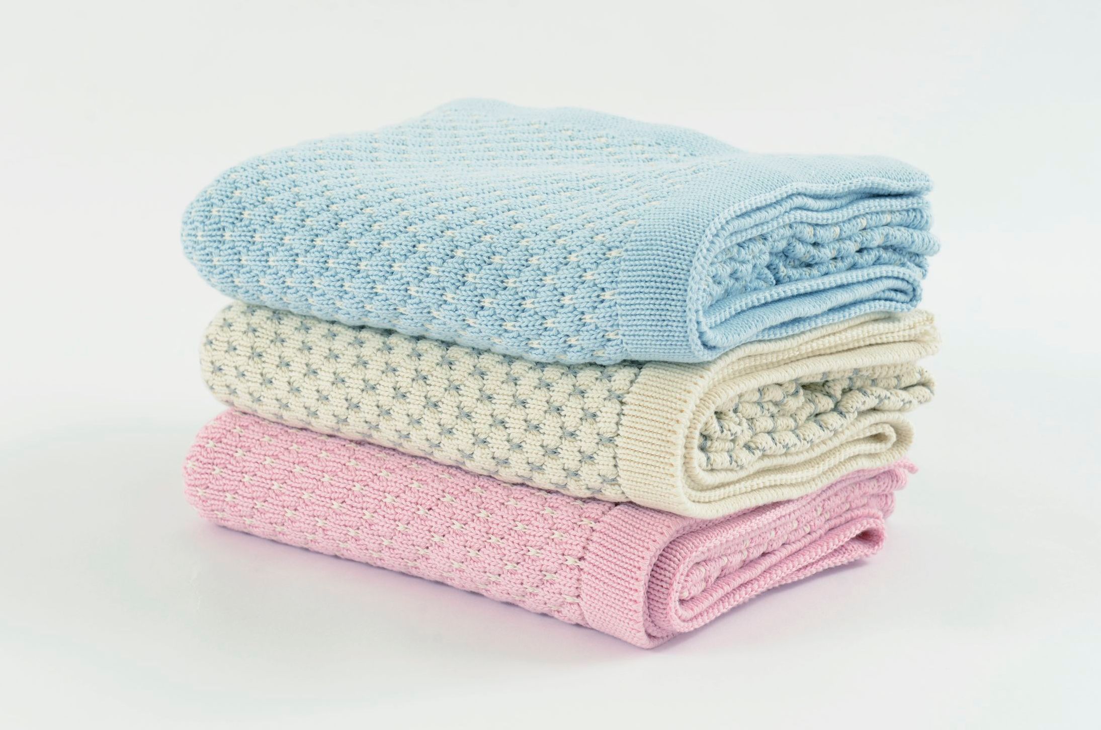 Darzzi Baby Blankets Snuggle Baby Blanket & Beanie Set Baby Pink