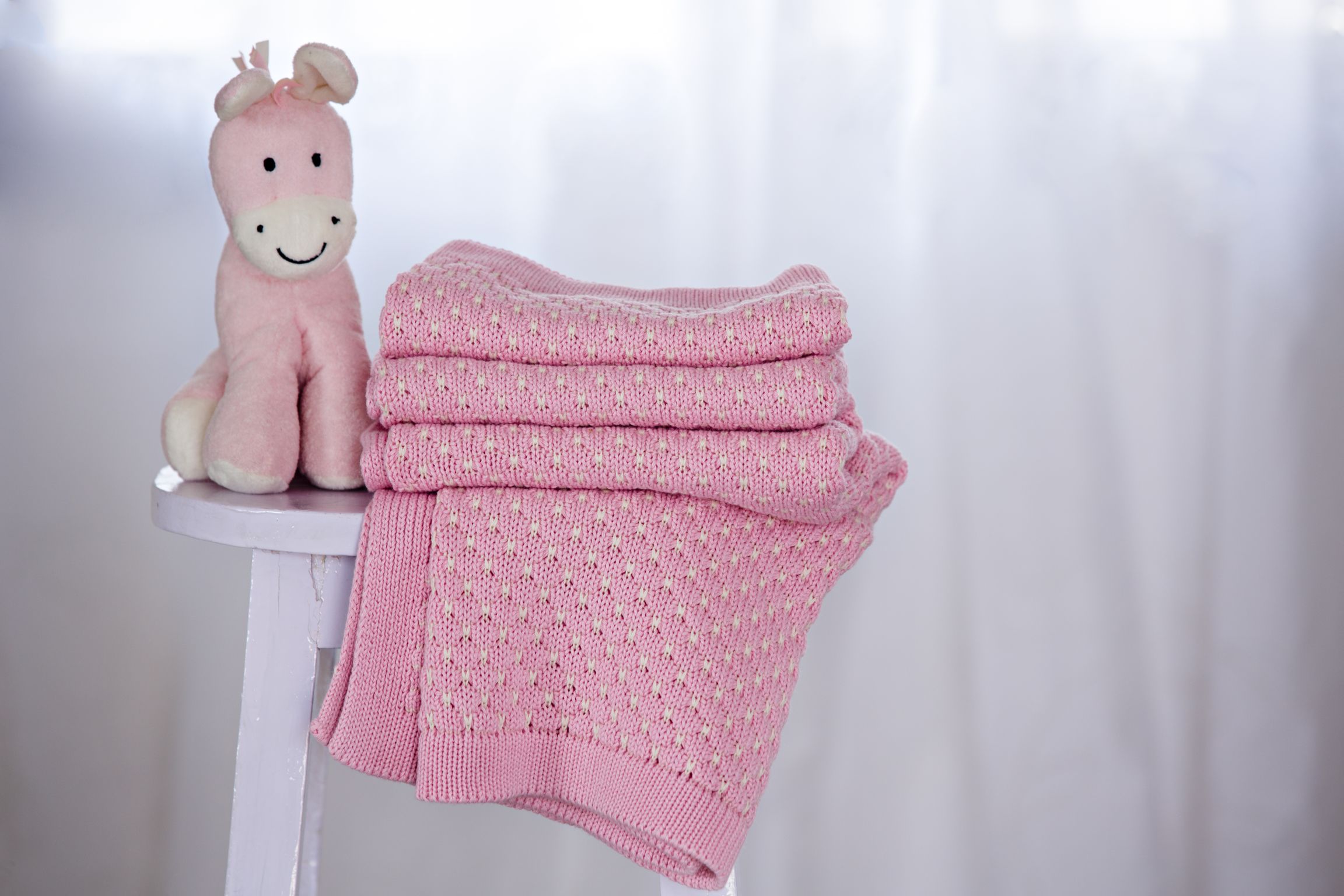 Darzzi Baby Blankets Snuggle baby blanket & beanie set baby pink