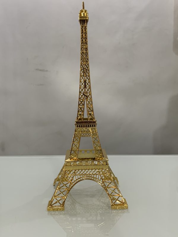 EIFEL TOWER 3764