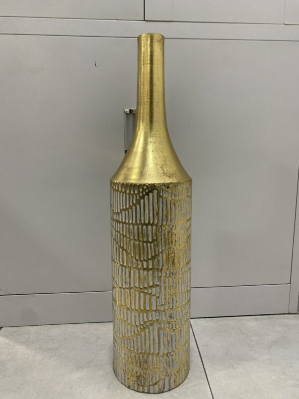 LONG METAL VASE 4184