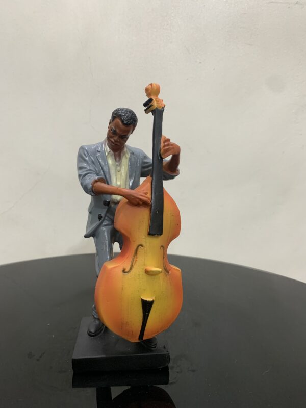 FIGURINE 3963