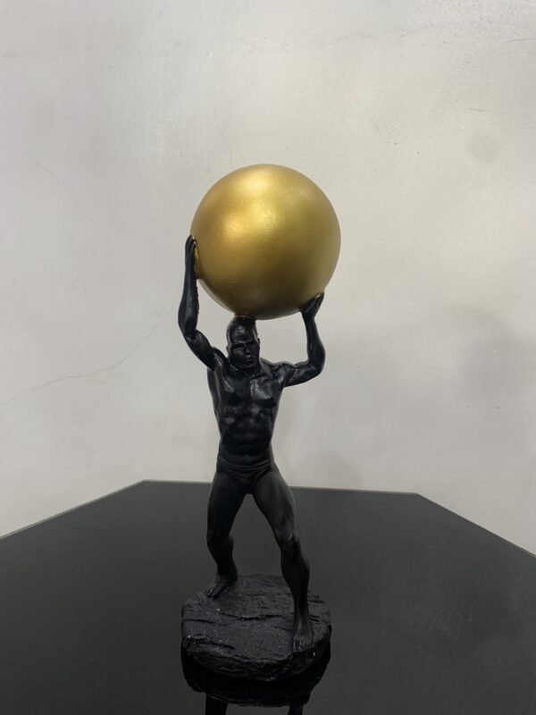 MAN WITH BALL STATUE 4196