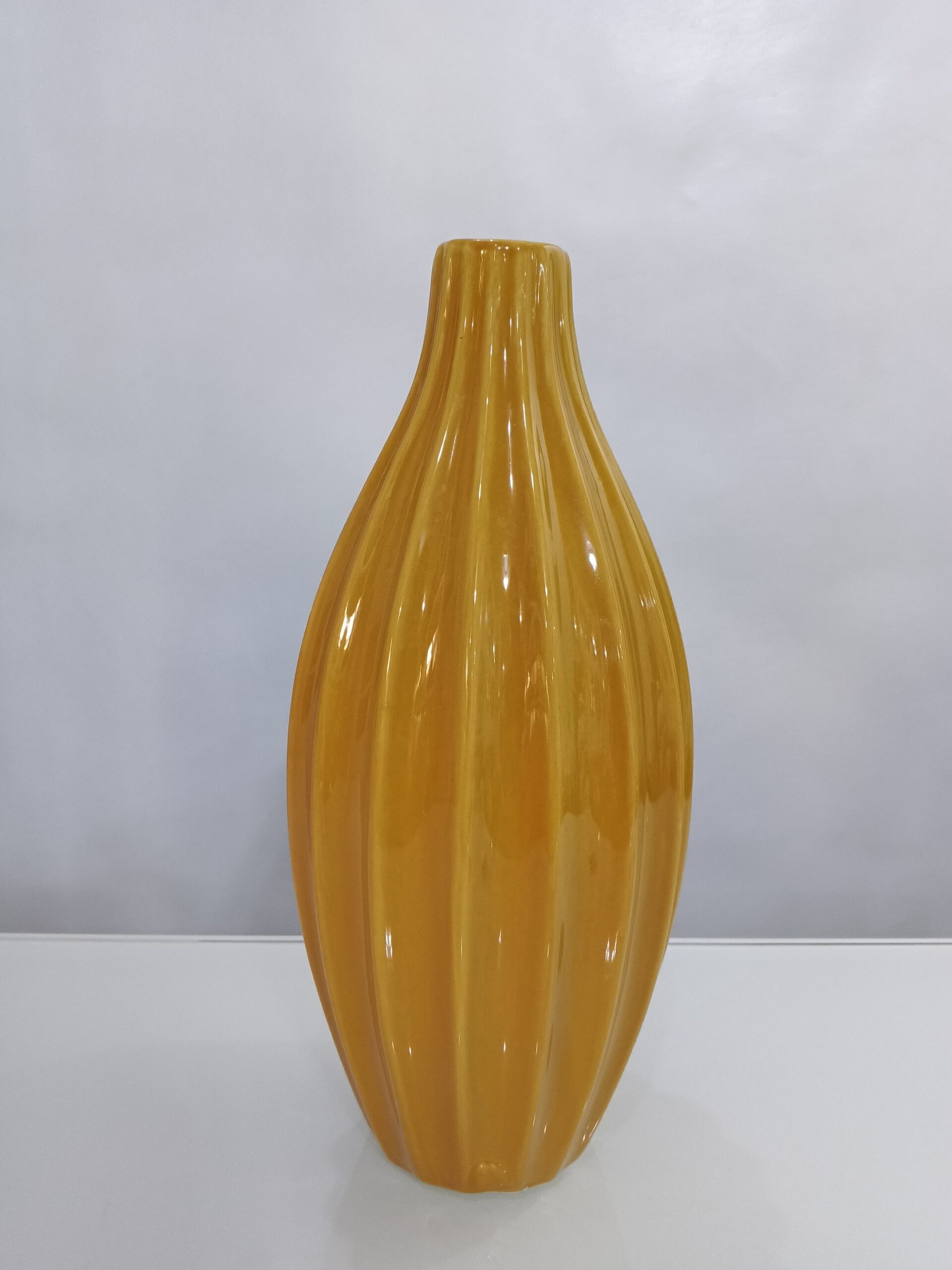 VASE 4884
