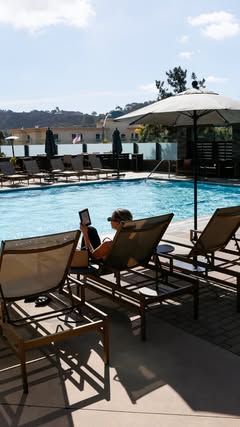 🎉 GIVEAWAY CLOSED 🎉

I’m so excited to partner with @delmar_marriott to giveaway a free hotel stay and dinner for two at their incredible onsite restaurant @arterradelmar_🍣

To enter the giveaway:

Like this post
Follow @lindseycarlene @delmar_mar