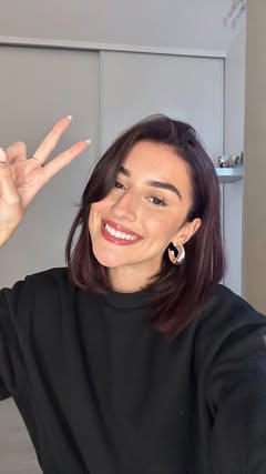 Tadaaam ! Burgundy hair era 🍇

Vous aimez ? 😁

#hair #burgundy #haircolor #hairtransformation