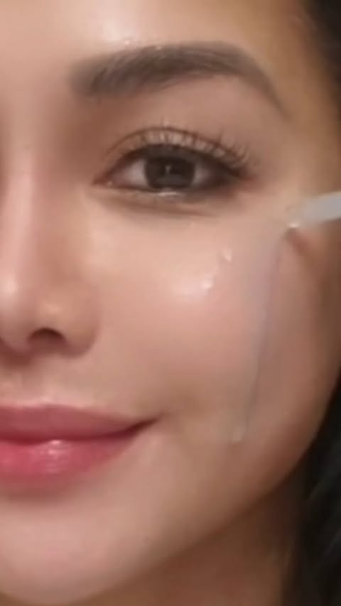 #sponsored @dr.melaxin_global

Testing the viral Dr. Melaxin Peel Shot Glow Ampoules and WOW! it’s like getting a luxury facial right at home. Effortless to use, yet you can see and feel the difference instantly.

The Peel Shot Glow White Rice Peelin