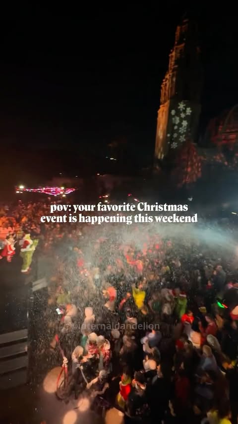 It’s tiiiiimmeee!! This is your reminder that @theoldglobe is celebrating its 20th annual Christmas Tree Lighting this Sunday, November 9th at 6PM🎄✨. It’s free to the public, but I highly recommend going early. People are usually waiting in line to 