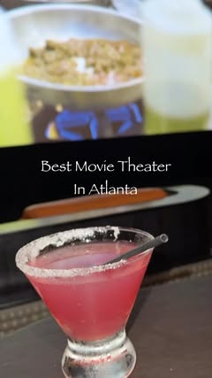 If it’s not @ipic at @colonysquareatl I’m not going🙅🏽‍♀️Love this spot for date night and girls night out. Huge fan of  the luxury reclining seats (with blankets) and top notch dining experience. They have an amazing drink menu, great food options,