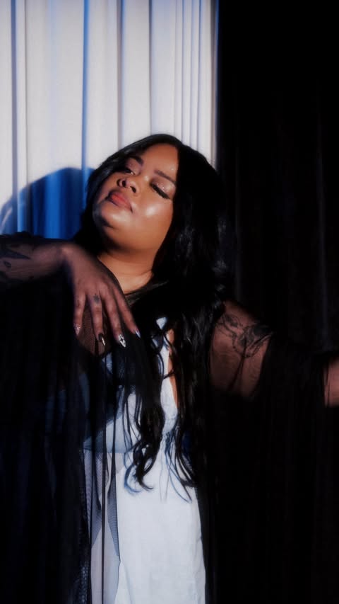 Did you know your face could go bald from stress? I wonder why I still have to wax at this point.