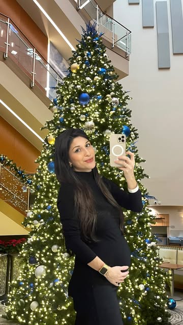 Trying to hype myself up for labor and delivery 🤰🏻🤣

I can’t believe I’ll have my baby boy in just a couple of weeks 🥹🩵🙏🏼

#pregnancydiary #preggolife #bumpstyle #justforlaughs #comedyreels #laboranddelivery #thirdtrimester #momsofinstagram #a