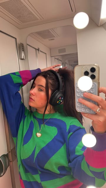 so excited finding out about @ohora_usa 💖 you can find this semi-cured gel nail tech @ your local Target 🌟 such a cool way to do your nails at home #ohora #ohorapartner