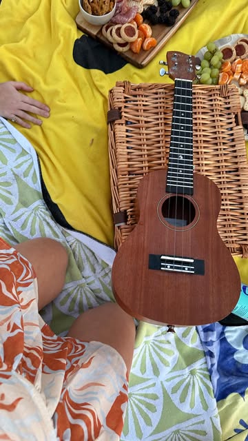 jove Is an essential to any beach picnic!🧺🌊☀️#jovewaterpartner
•
•
•
•
•
#jove #hydrated #pinterestinspired #charleston #pinterestaesthetic #chs #pinterest #bestfriends #ootd
