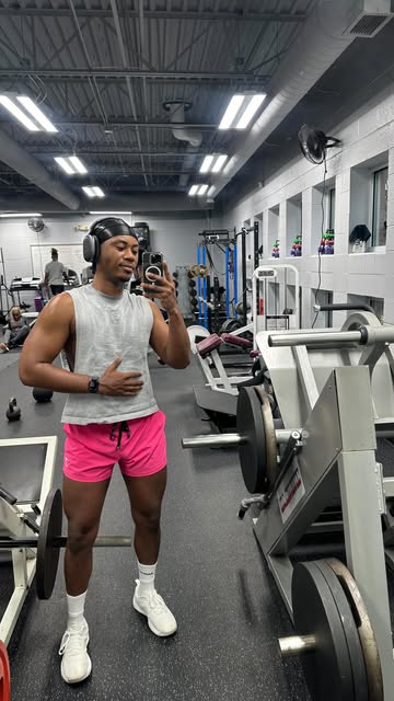 A little progress each day adds up to big results! It’s the first Monday of the month, and we’re back at it! 😮‍💨