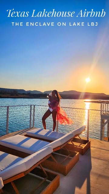 A group trip Texas staycation could look like this!😍

Welcome to the beautiful @the_enclave_on_lake_lbj, an Airbnb in Kingsland, Texas! This luxury lakehouse is located in my favorite area of the Texas Hill Country on Lake LBJ! The views of the roll
