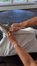 @gymshark code MARISSA10 😇 new releases launching may 29 at 2pm est mamas. i made an entire youtube review for yalll (it's live) it's a good one this month hehe ilyyyy most 

//

#asmr #unboxing #gymshark