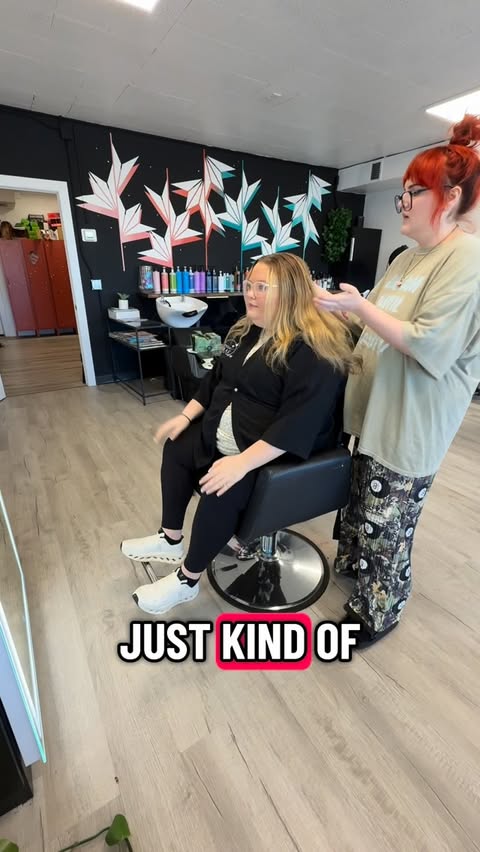 POV: You’re getting your hair done with me 👀💅 Maddie always eats every time she’s truly the BEST 🩷 @thefunkyladyy