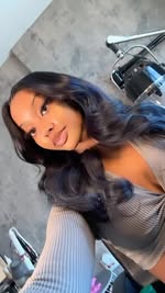 Pretty gurl 🥰🌌 

Hair: @goldendollhairco 
Install: @stylesbynek